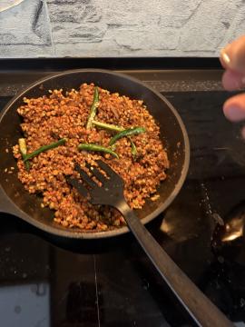 Seasoning the lentil mix