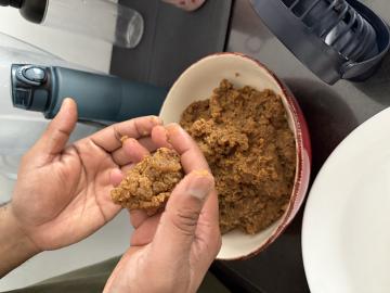 Starting to shape the Laddus
