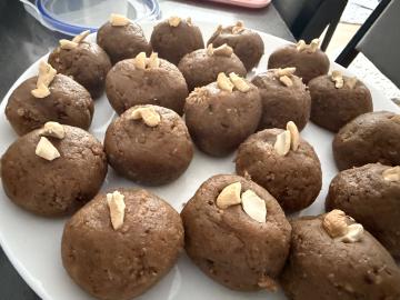 Finished Royal Nutty Laddus